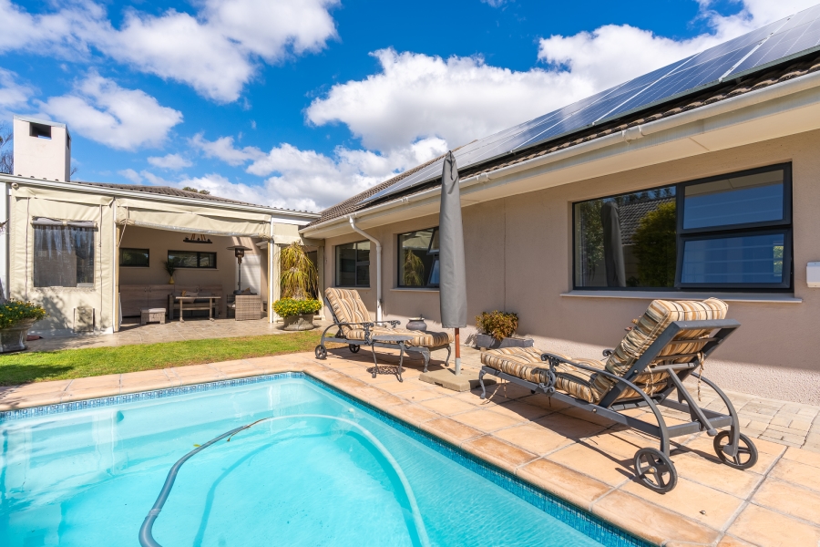 4 Bedroom Property for Sale in Pinelands Western Cape